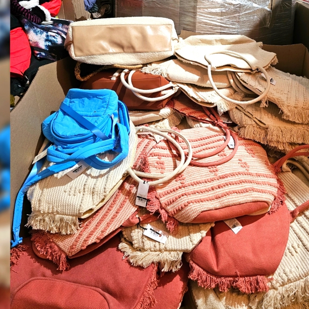 TARGET WOMEN'S BAGS!